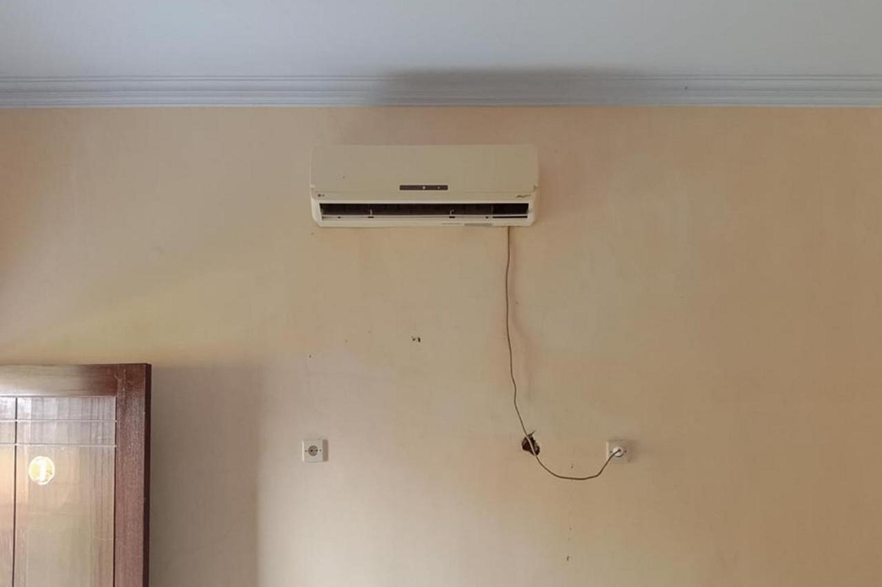 Kelapa Gading Homestay Syariah Redpartner Banyuwangi  Kültér fotó